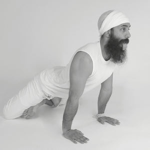 Kriya um die innere Kraft des Mannes anzurufen